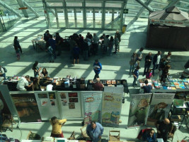 je suis juste en bas !