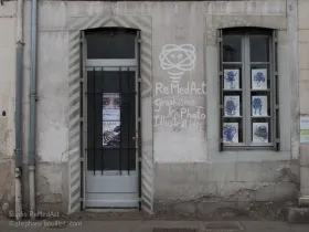 Quand le nettoyage d'un mur devient le début du street art...