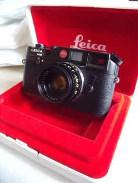 Leica M6
