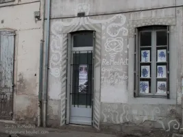 Quand le nettoyage d'un mur devient le début du street art...